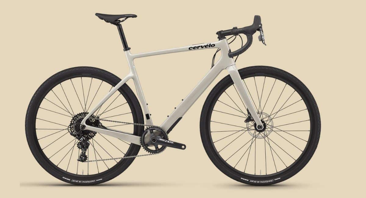 Do you have any doubts about what a gravel bike is? Here are the complete guidelines, features, and design you first need to know before you start riding.