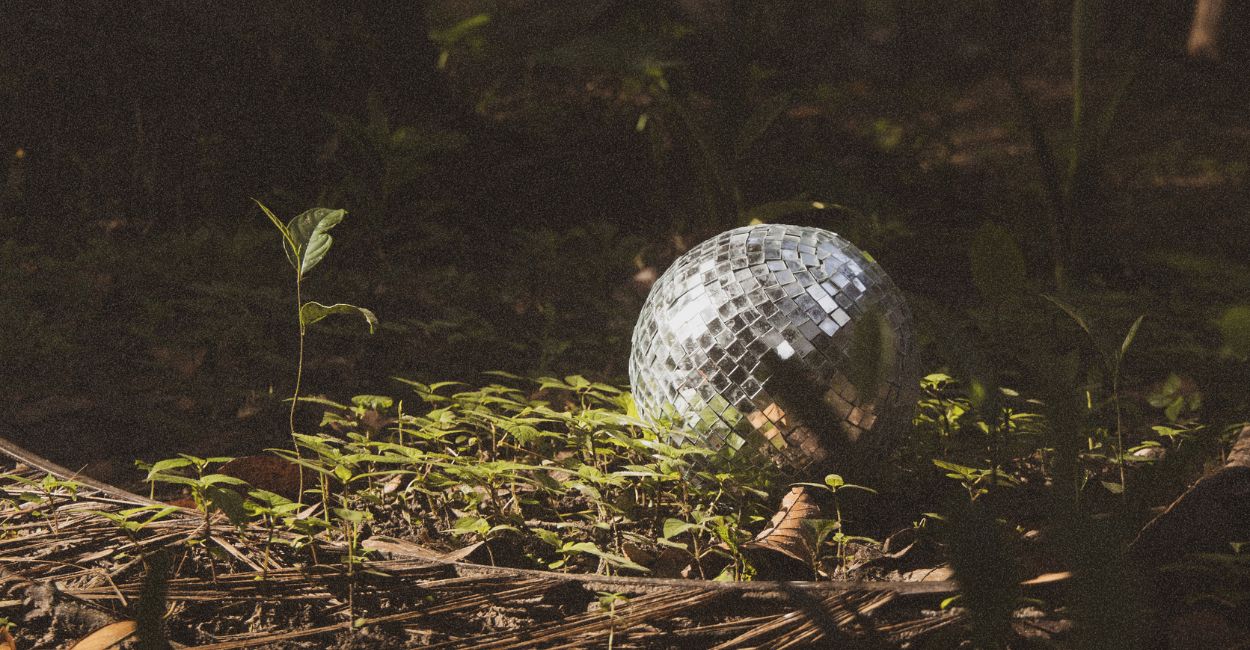 The piece explores the liminal states between motion and stillness, memory and dream, with an emphasis on surreal imagery and layered emotional tone.