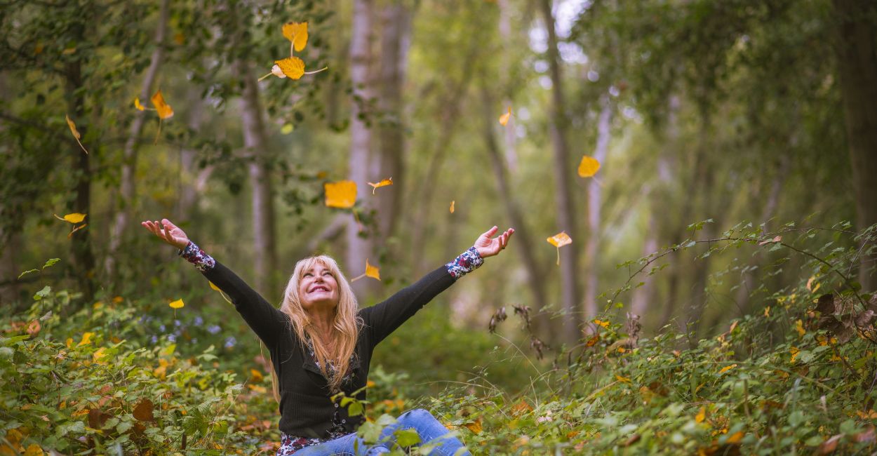 A moving collection of poems exploring life’s deepest emotions — from exile and solitude in The Canvas of Livin’ to the search for peace in The Elusive Happiness, heartbreak in The Whisper Adieu, solace in Thy’s Hand Solace, and the journey of losing and finding oneself in Ventured, though Lost.